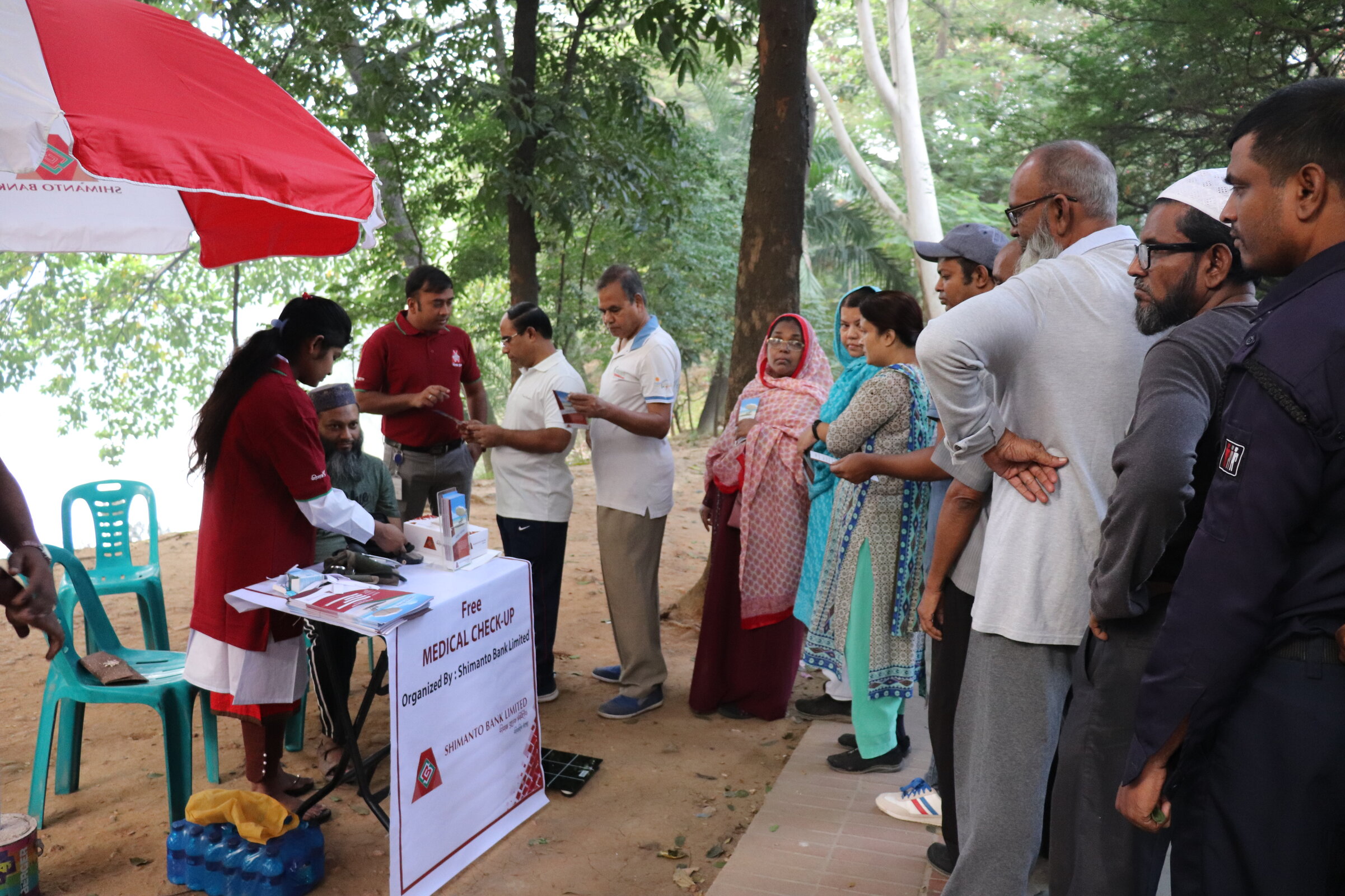 Free Health Camp at Dhanmondi Lake